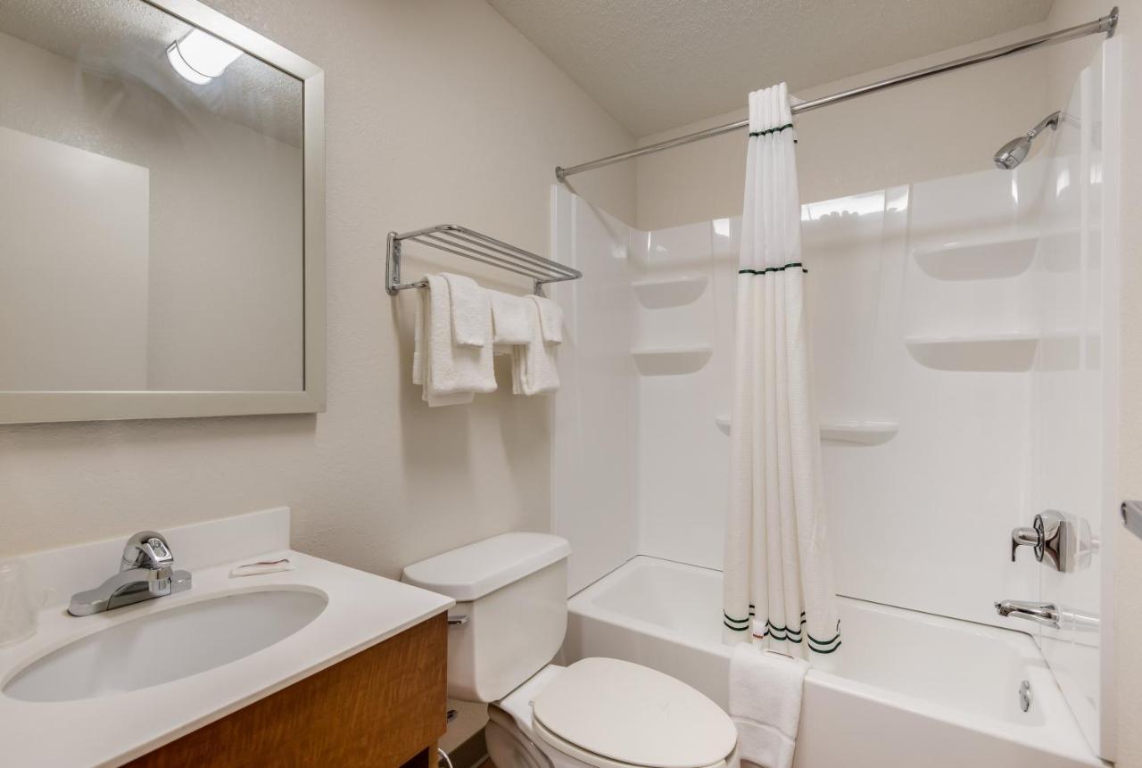 Birch Hill Suites Kansas City - Independence Buitenkant foto