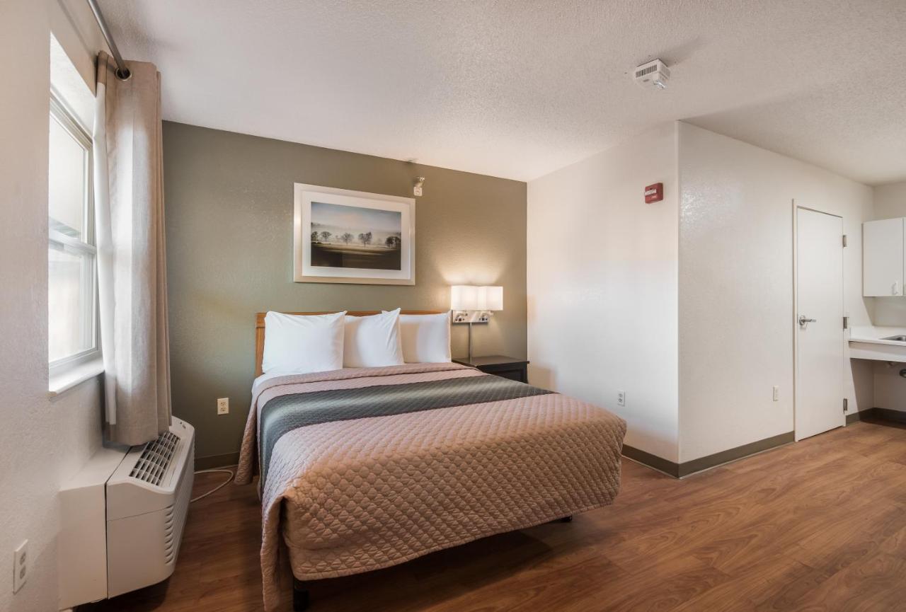 Birch Hill Suites Kansas City - Independence Buitenkant foto
