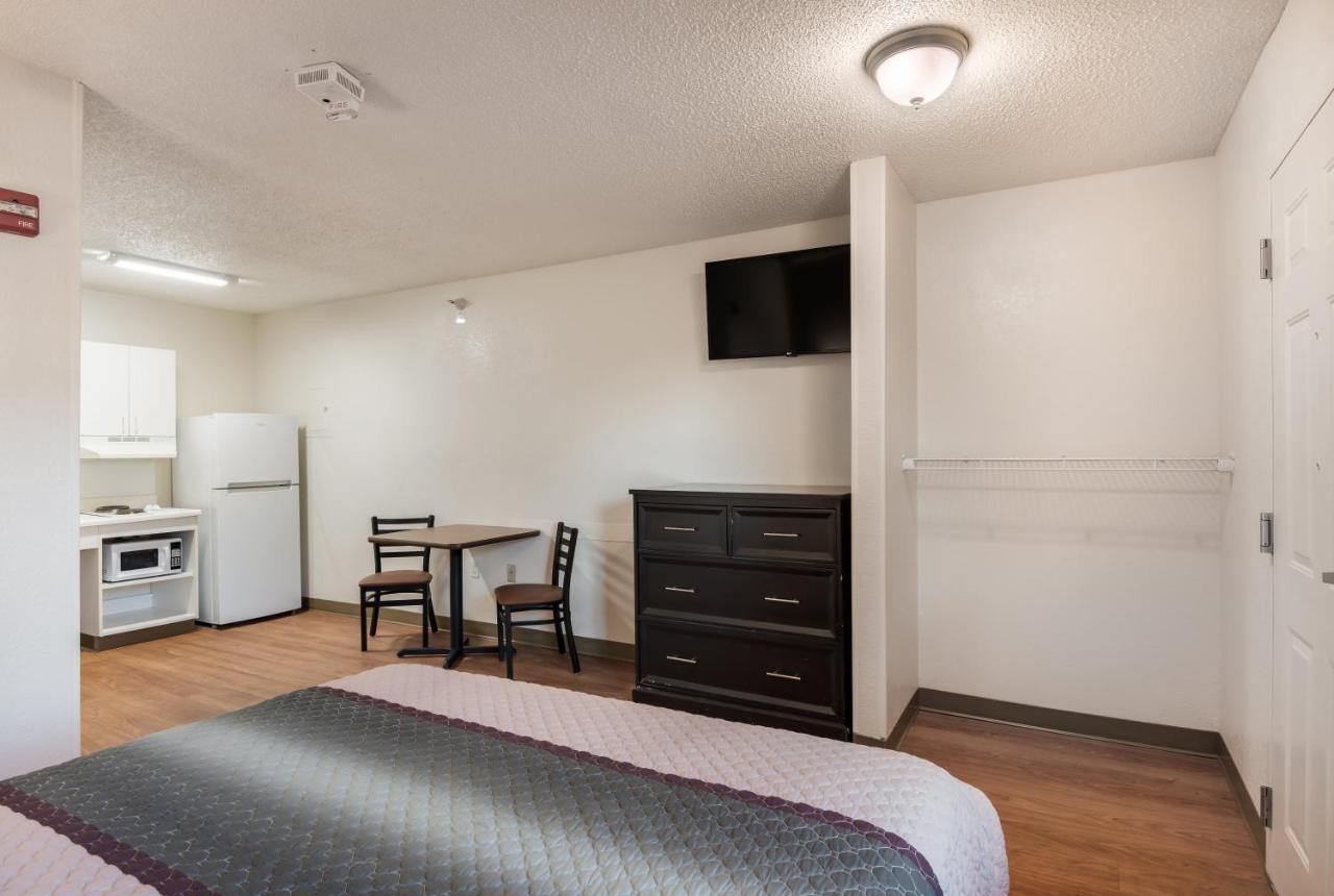 Birch Hill Suites Kansas City - Independence Buitenkant foto