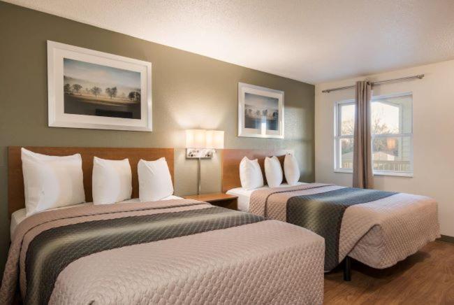 Birch Hill Suites Kansas City - Independence Buitenkant foto