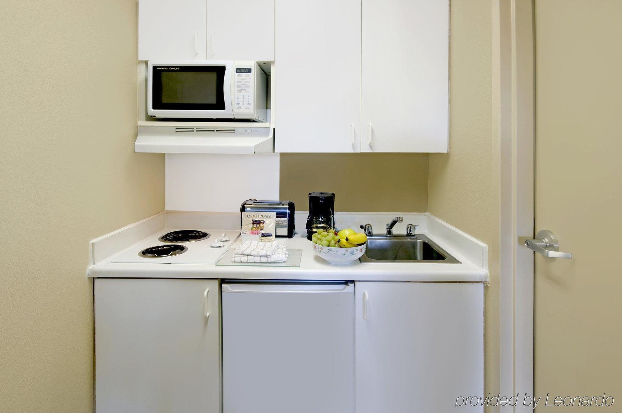 Birch Hill Suites Kansas City - Independence Buitenkant foto