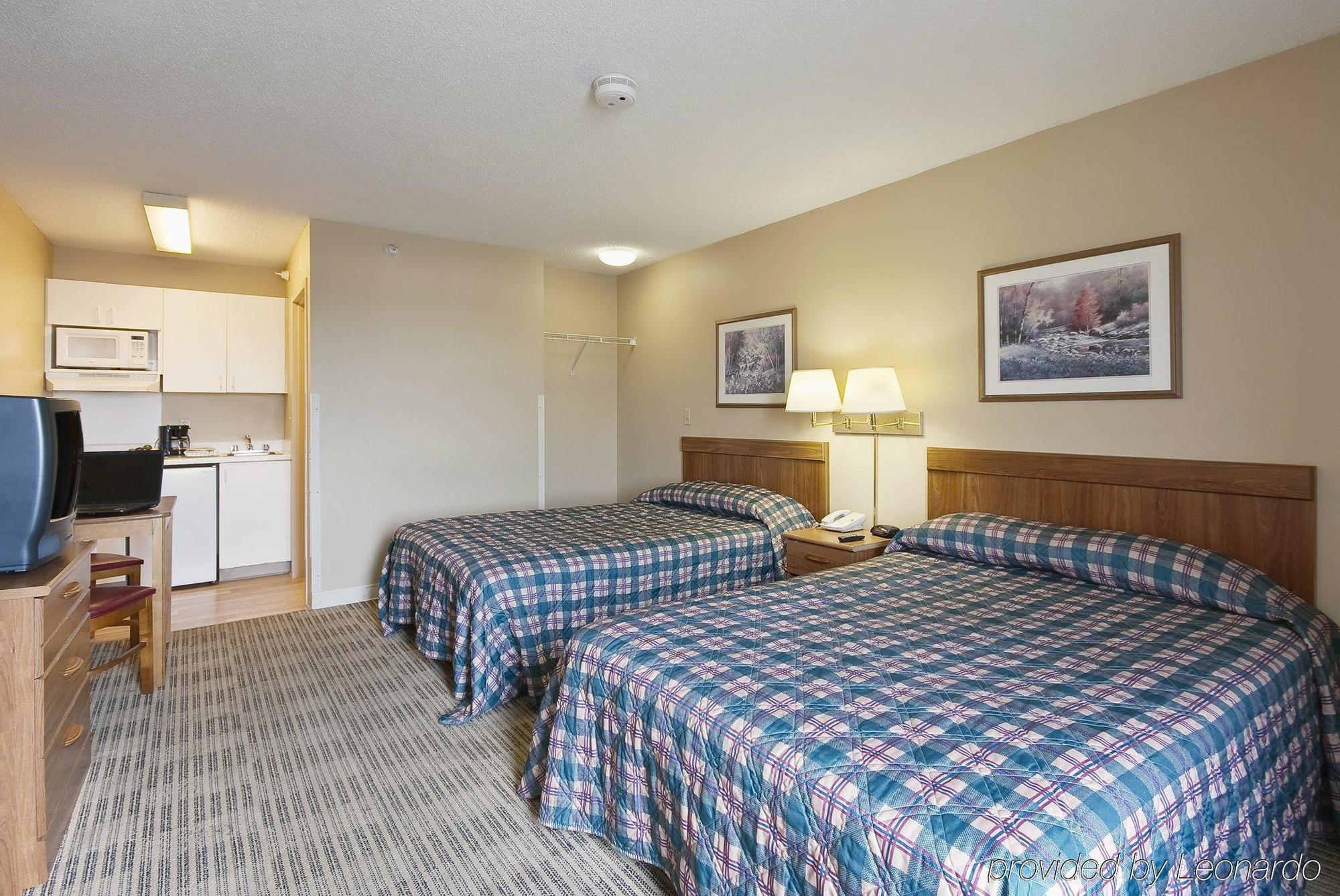 Birch Hill Suites Kansas City - Independence Buitenkant foto