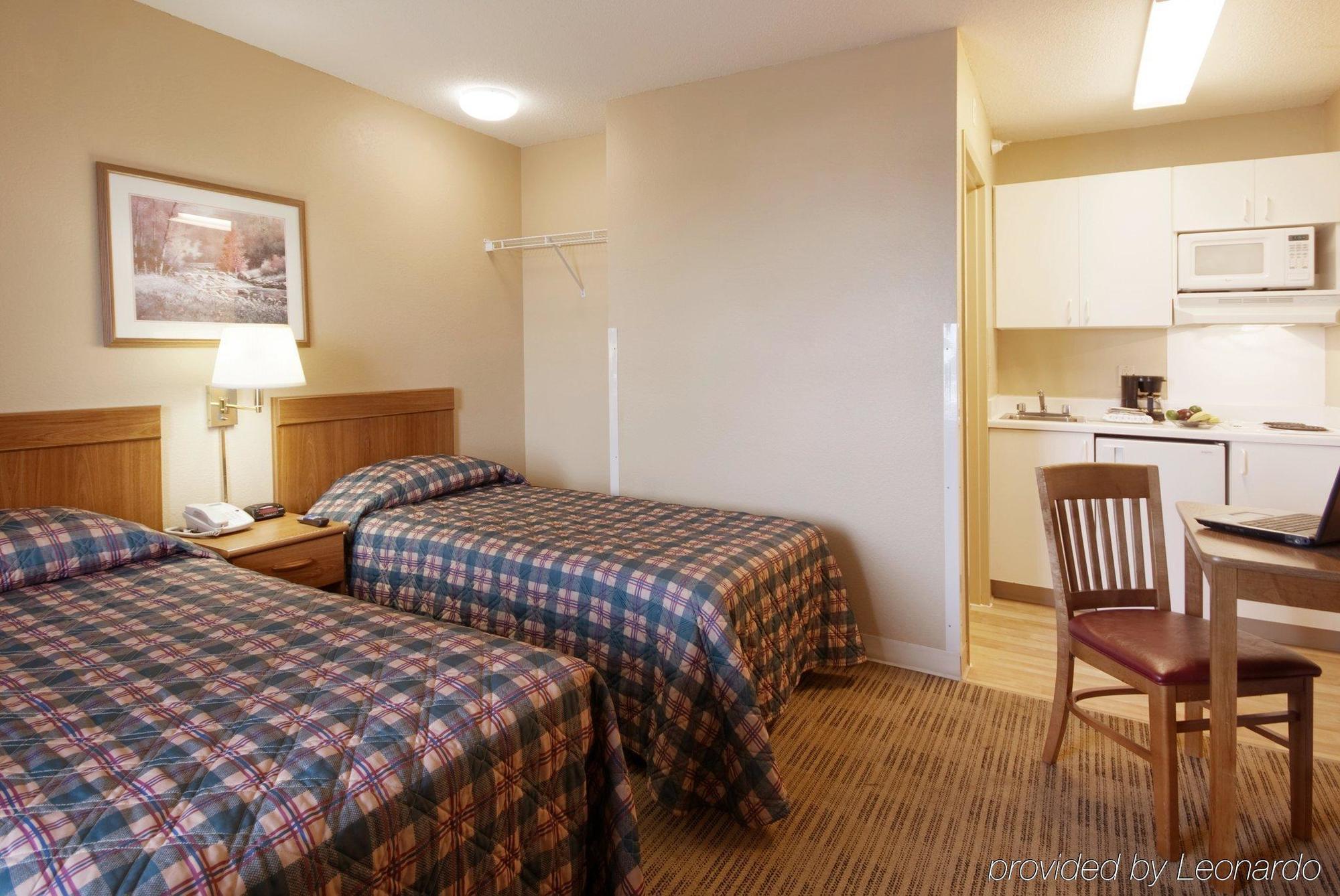 Birch Hill Suites Kansas City - Independence Buitenkant foto